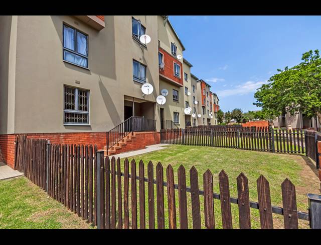 2 BEDROOM APARTMENT BLOCK FOR SALE IN ERAND GARDENS